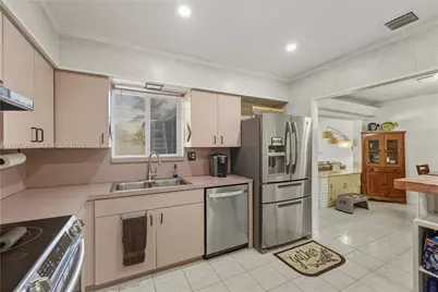 1007 N Golf Dr, Hollywood, FL 33021 - Photo 13