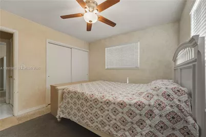 1007 N Golf Dr, Hollywood, FL 33021 - Photo 27