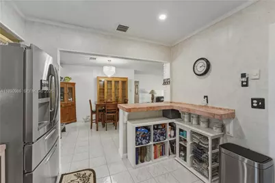 1007 N Golf Dr, Hollywood, FL 33021 - Photo 11