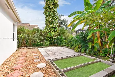 523 Stonemont Dr, Weston, FL 33326 - Photo 41