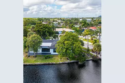 2856 NW 10th Ave, Wilton Manors, FL 33311 - Photo 11