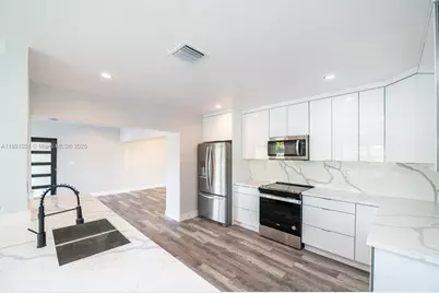 2856 NW 10th Ave, Wilton Manors, FL 33311 - Photo 53