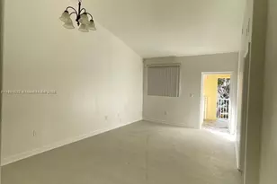 2903 SE 17th Ave, Homestead, FL 33035 - Photo 3