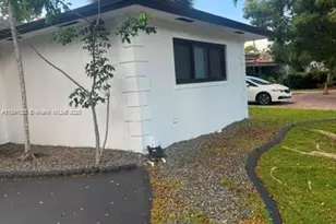2856 NW 10th Ave, Wilton Manors, FL 33311 - Photo 31