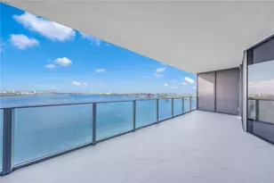700 NE 24th St, Miami, FL 33137 - Photo 1