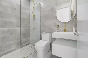 1441 E Lacosta Dr E, Pembroke Pines, FL 33027 - Photo 31