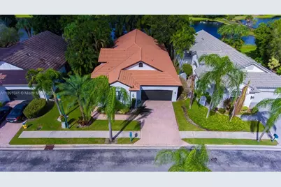 1441 E Lacosta Dr E, Pembroke Pines, FL 33027 - Photo 3