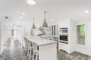 444 W Rivo Alto Dr, Miami Beach, FL 33139 - Photo 25