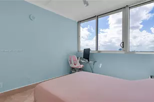 7929 West Dr, North Bay Village, FL 33141 - Photo 31