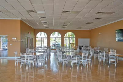 1195 NW 124th Ave #2202, Miami, FL 33182 - Photo 45