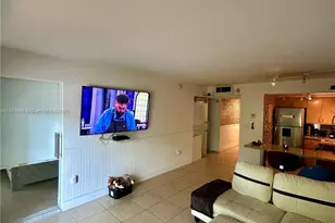 1650 NE 115th St, Miami, FL 33181 - Photo 5