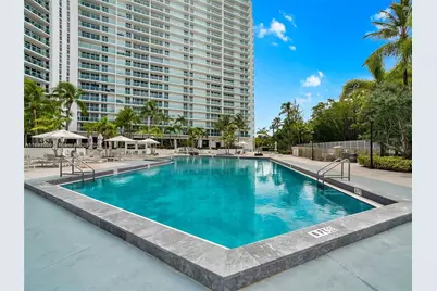 100 Bayview Dr #PH01, Sunny Isles Beach, FL 33160 - Photo 29