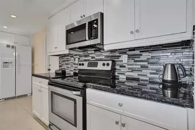 1833 S Ocean Dr #906, Hallandale Beach, FL 33009 - Photo 13