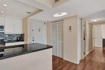 1833 S Ocean Dr #906, Hallandale Beach, FL 33009 - Photo 17