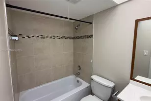 8500 Sunrise Lakes Blvd, Sunrise, FL 33322 - Photo 15