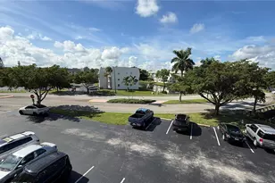 8500 Sunrise Lakes Blvd, Sunrise, FL 33322 - Photo 35