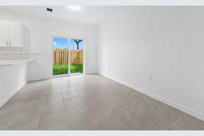 1513 SE 27th Rd, Homestead, FL 33035 - Photo 5