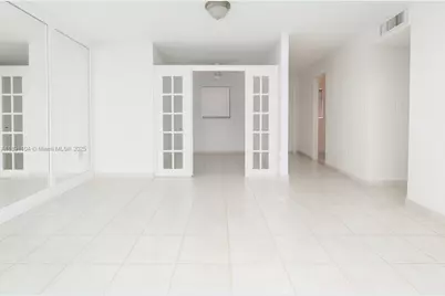 1662 Lincoln Ct #402, Miami Beach, FL 33139 - Photo 3