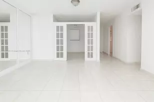 1662 Lincoln Ct, Miami Beach, FL 33139 - Photo 3