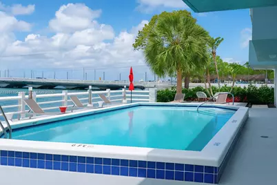 1662 Lincoln Ct #402, Miami Beach, FL 33139 - Photo 9