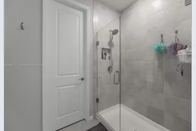 4735 Eucalyptus Dr, Hollywood, FL 33021 - Photo 25