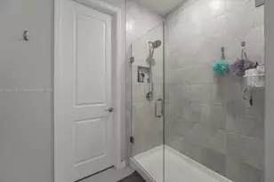 4735 Eucalyptus Dr, Hollywood, FL 33021 - Photo 25