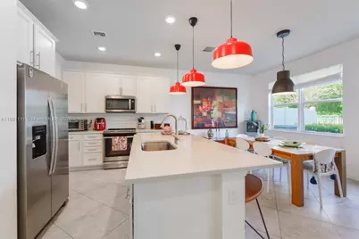 4735 Eucalyptus Dr, Hollywood, FL 33021 - Photo 7