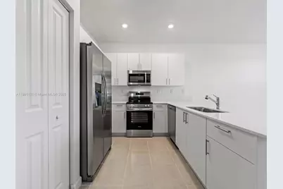 1517 SE 27th Rd, Homestead, FL 33035 - Photo 7