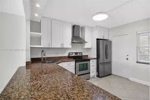 3150 N Course Ln, Pompano Beach, FL 33069 - Photo 3