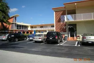 26 Diplomat Parkway, Hallandale Beach, FL 33009 - Photo 3