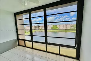 10467 Sunrise Lakes Blvd, Sunrise, FL 33322 - Photo 5