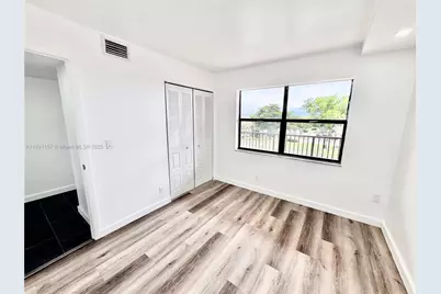 10467 Sunrise Lakes Blvd #410, Sunrise, FL 33322 - Photo 25