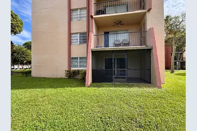 13701 Kendale Lakes Cir #B-111, Miami, FL 33183 - Photo 3