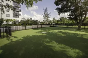 11200 Biscayne Blvd, Miami, FL 33181 - Photo 11