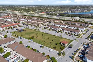 10483 W 32nd Ln, Hialeah, FL 33018 - Photo 35