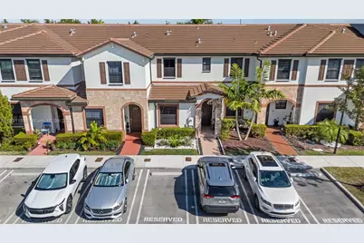 10483 W 32nd Ln #10483, Hialeah, FL 33018 - Photo 21