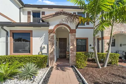 10483 W 32nd Ln #10483, Hialeah, FL 33018 - Photo 17