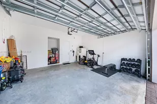 8120 NW 43rd St, Doral, FL 33166 - Photo 33