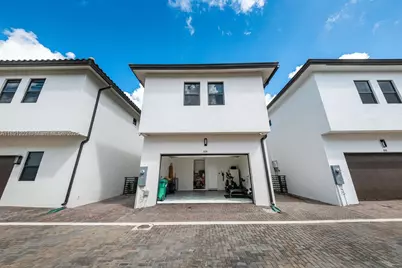 8120 NW 43rd St, Doral, FL 33166 - Photo 31