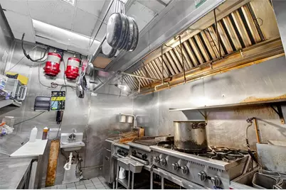 Turnkey Restaurant For Sale in Miami Beach, Miami Beach, FL 33141 - Photo 17