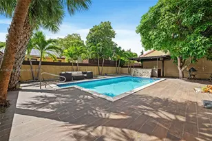 1010 NE 204th Terrace, Miami, FL 33179 - Photo 31