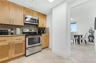 5838 Collins Ave, Miami Beach, FL 33140 - Photo 23