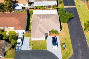 22226 SW 98th Pl, Cutler Bay, FL 33190 - Photo 9