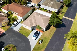 22226 SW 98th Pl, Cutler Bay, FL 33190 - Photo 7