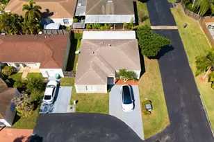 22226 SW 98th Pl, Cutler Bay, FL 33190 - Photo 1