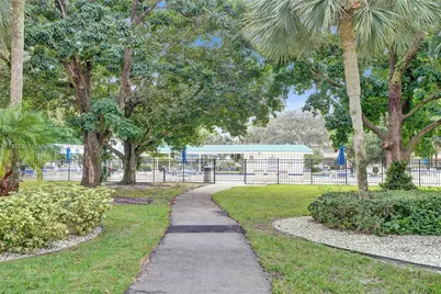 3001 Portofino Isle #K2, Coconut Creek, FL 33066 - Photo 37