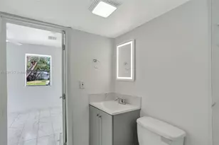 2701 NW 18th Terrace, Oakland Park, FL 33311 - Photo 11