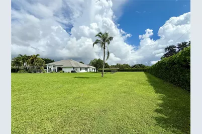 14984 Roan Ct, Wellington, FL 33414 - Photo 21