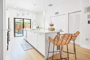 8055 NW 104th Ave, Doral, FL 33178 - Photo 7