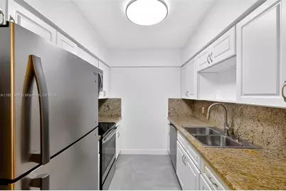 [Address not provided], Fort Lauderdale, FL 33309 - Photo 13